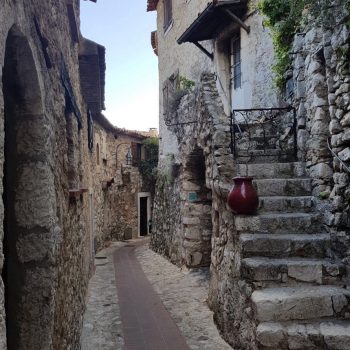 Eze