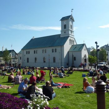 Reykjavik bij mooi weer