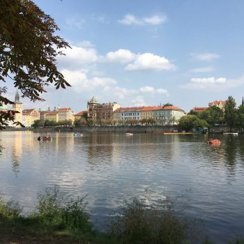 Op het schiereilandje in de rivier kun je prima relaxen
