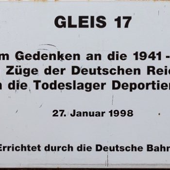 Gleis 17