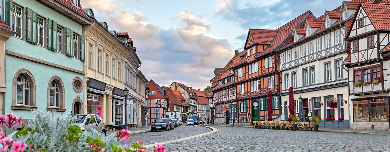 Quedlinburg: alte Fachwerkstadt am Rande des Harzes – alle Sehenswürdigkeiten & (Übernachtungs-)Tipps!