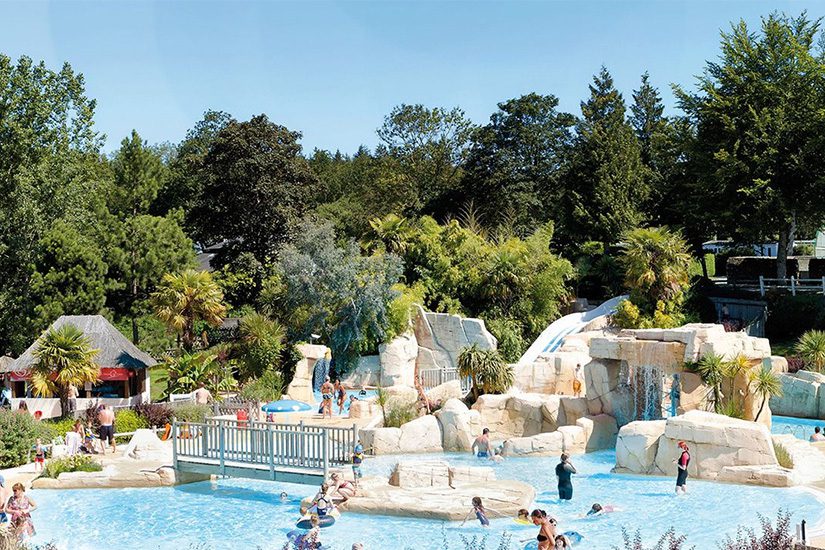Camping Domaine des Ormes Freibad Bretagne